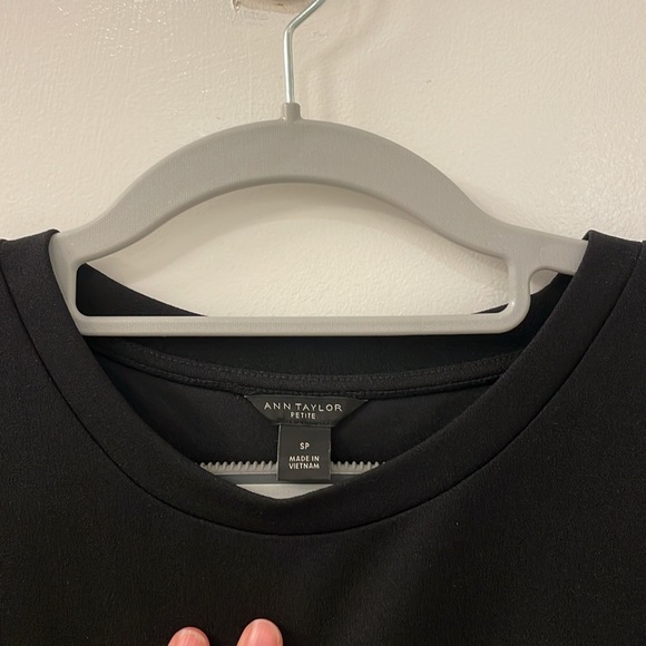 Ann Taylor short sleeve blouse - Picture 7 of 8